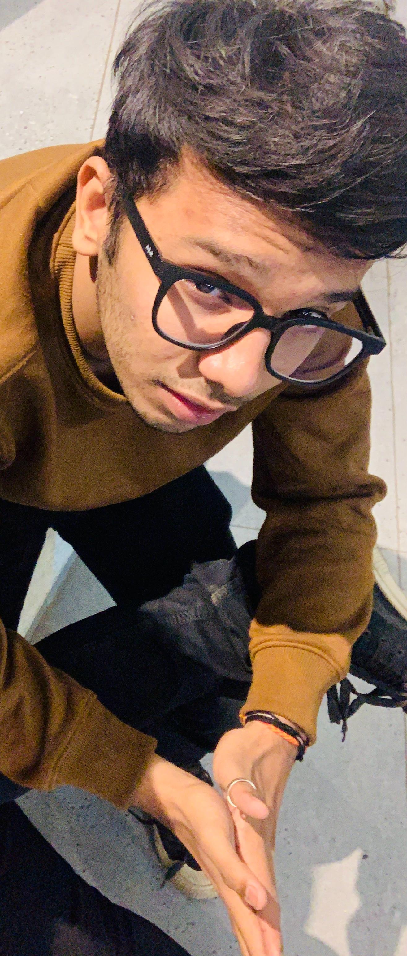 Parth Ambawala Full Profile